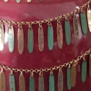 Vintage Hammered Gold and Green Metal Feather-like Pendant Tiered Gold Necklace